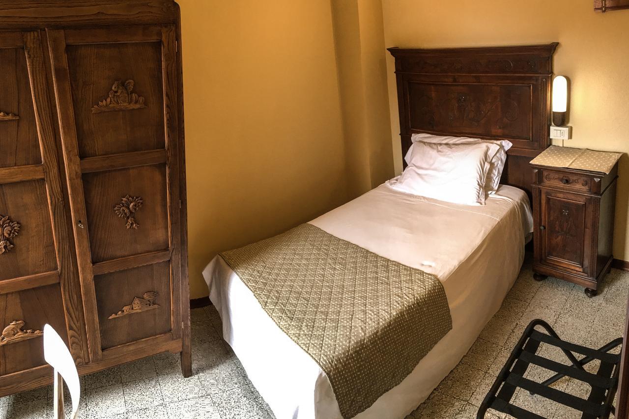 Albergo La Pace Pradleves Екстериор снимка